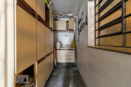 Casa à venda com 245m², 3 quartos e 2 vagasQuintal