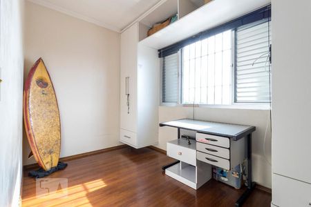 Casa à venda com 245m², 3 quartos e 2 vagasQuarto