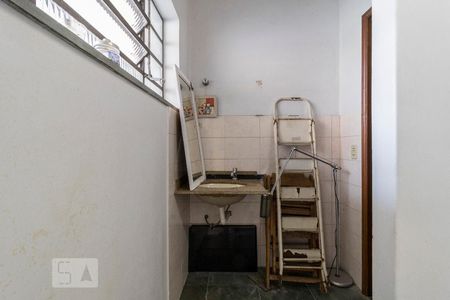 Casa à venda com 245m², 3 quartos e 2 vagasÁrea de Serviço