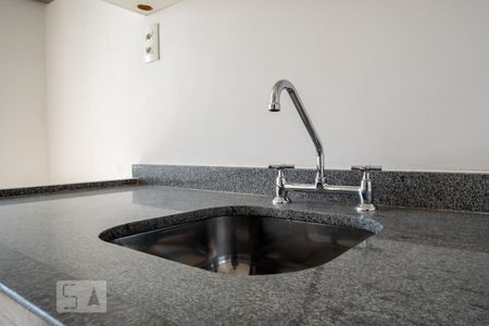 Apartamento à venda com 57m², 2 quartos e 1 vagaCozinha - Torneira