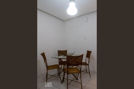 Apartamento para alugar com 80m², 2 quartos e 1 vagaCopa