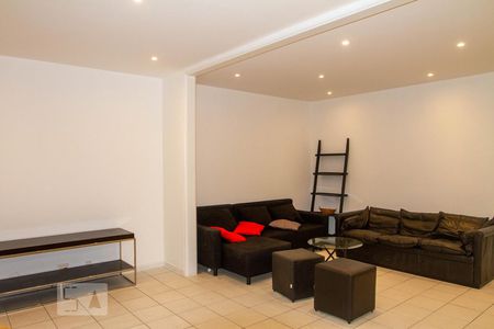 Sala de apartamento para alugar com 2 quartos, 80m² em Copacabana, Rio de Janeiro