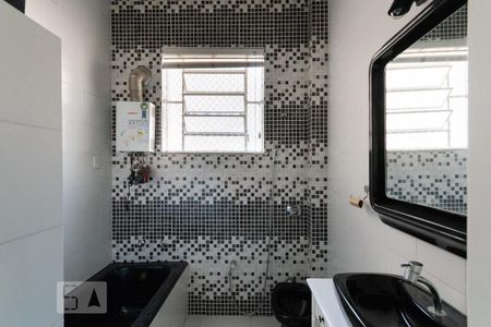 Apartamento para alugar com 100m², 3 quartos e sem vagaBanheiro