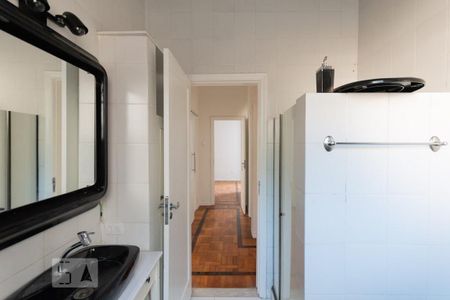 Apartamento para alugar com 100m², 3 quartos e sem vagaBanheiro