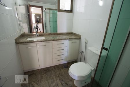 Apartamento para alugar com 202m², 4 quartos e 3 vagasBanheiro da suíte 2