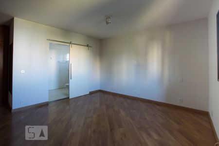 Apartamento para alugar com 202m², 4 quartos e 3 vagasSuíte 1