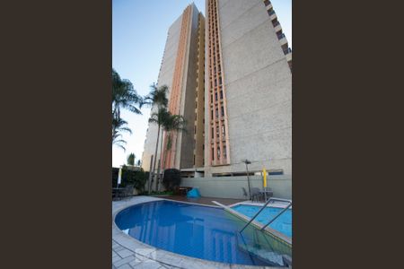 Apartamento para alugar com 202m², 4 quartos e 3 vagasÁrea comum - piscina