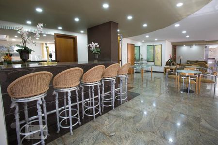 Apartamento para alugar com 202m², 4 quartos e 3 vagasÁrea comum - bar do salão de festas