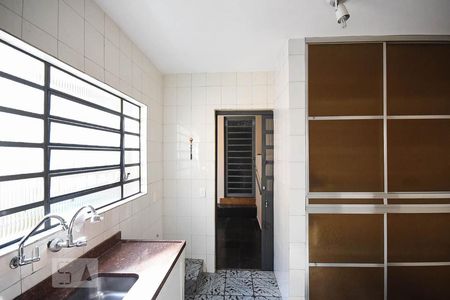 Casa à venda com 240m², 3 quartos e 2 vagasCozinha