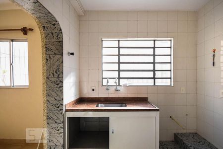 Casa à venda com 240m², 3 quartos e 2 vagasCozinha