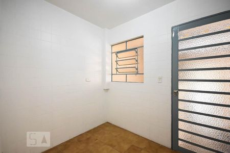 Casa à venda com 240m², 3 quartos e 2 vagasSala 1 da casa de fundos 1