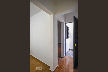 Casa à venda com 240m², 3 quartos e 2 vagasCorredor