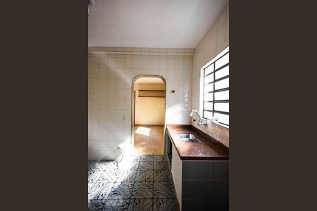 Casa à venda com 240m², 3 quartos e 2 vagasCozinha