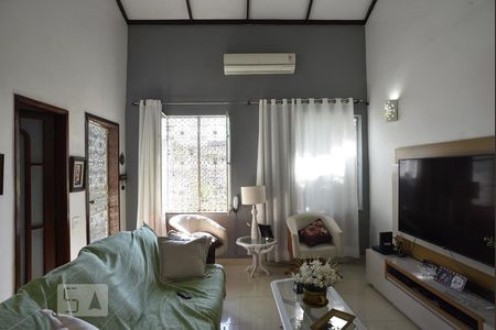 Sala de casa à venda com 5 quartos, 444m² em Anil, Rio de Janeiro