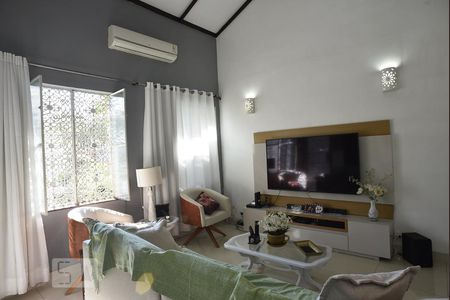 Sala de casa à venda com 5 quartos, 444m² em Anil, Rio de Janeiro