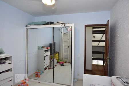 Casa à venda com 444m², 5 quartos e 4 vagasQuarto 2