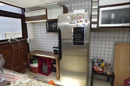 Casa à venda com 444m², 5 quartos e 4 vagasCozinha da Casa de Hospede