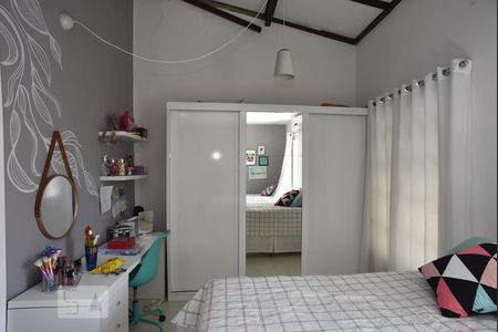 Casa à venda com 444m², 5 quartos e 4 vagasQuarto da Casa de Hospede