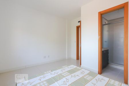 Suíte de apartamento à venda com 2 quartos, 75m² em São João, Porto Alegre