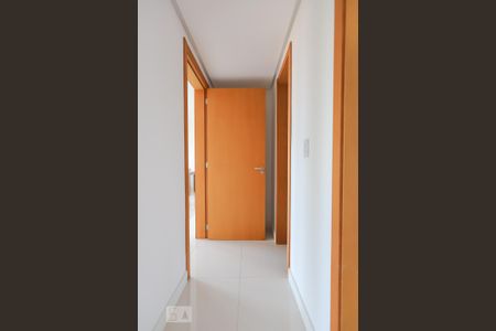 Corredor de apartamento à venda com 2 quartos, 75m² em São João, Porto Alegre