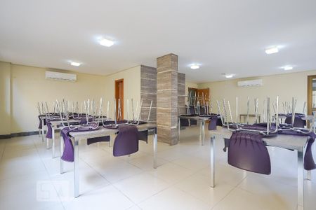 Apartamento à venda com 75m², 2 quartos e 1 vaga Apartamento à venda com 75m², 2 quartos e 1 vagaÁrea comum - Salão de festas