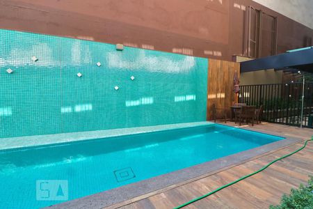 Studio para alugar com 26m², 1 quarto e sem vagaÁrea comum - Piscina