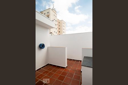 Casa à venda com 190m², 5 quartos e 3 vagas Casa à venda com 190m², 5 quartos e 3 vagasÁrea de Serviço Externa