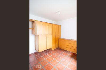 Casa à venda com 190m², 5 quartos e 3 vagas Casa à venda com 190m², 5 quartos e 3 vagasEdícula