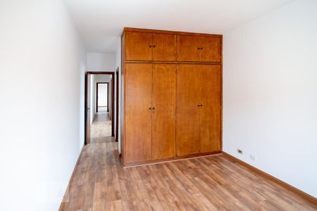 Casa à venda com 190m², 5 quartos e 3 vagas Casa à venda com 190m², 5 quartos e 3 vagasQuarto 3 - Suíte