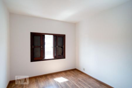 Casa à venda com 190m², 5 quartos e 3 vagas Casa à venda com 190m², 5 quartos e 3 vagasQuarto 3 - Suíte