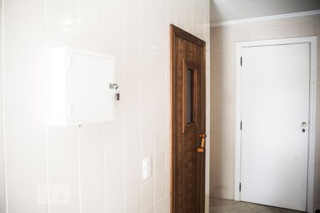 Apartamento à venda com 263m², 4 quartos e 4 vagas Apartamento à venda com 263m², 4 quartos e 4 vagasSauna