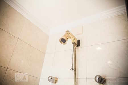 Apartamento à venda com 263m², 4 quartos e 4 vagas Apartamento à venda com 263m², 4 quartos e 4 vagasDucha