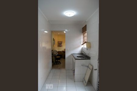 Casa à venda com 240m², 3 quartos e 5 vagas Casa à venda com 240m², 3 quartos e 5 vagasCOZINHA EDICULA