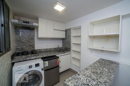 Cozinha e Área de Serviço de apartamento para alugar com 3 quartos, 48m² em Centro, Belo Horizonte