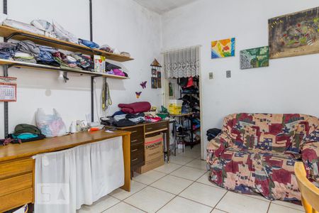 Sala de casa para alugar com 2 quartos, 90m² em Santa Maria Goretti, Porto Alegre