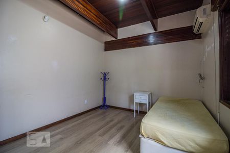 Dormitório1 de casa à venda com 4 quartos, 310m² em Nonoai, Porto Alegre