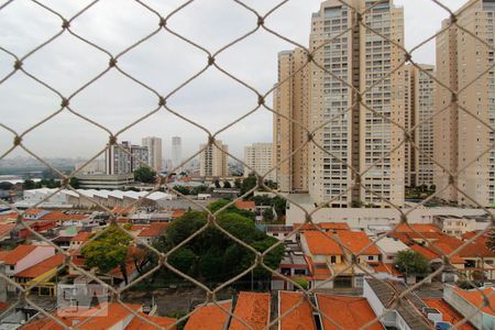 Vista de apartamento à venda com 2 quartos, 53m² em Vila Augusta, Guarulhos