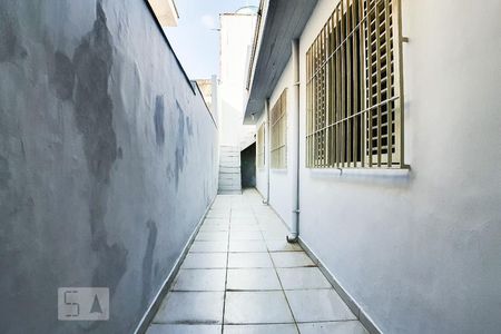 Casa à venda com 125m², 3 quartos e 2 vagasCorredor Externo