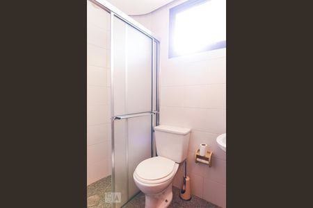 Apartamento para alugar com 375m², 4 quartos e 3 vagasBanheiro de Serviço