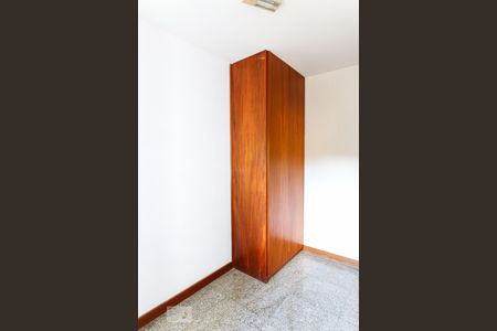 Apartamento para alugar com 375m², 4 quartos e 3 vagasQuarto de Serviço