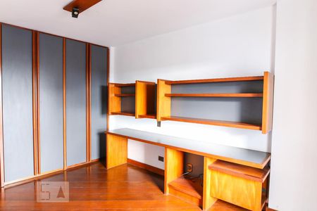 Apartamento para alugar com 375m², 4 quartos e 3 vagasQuarto