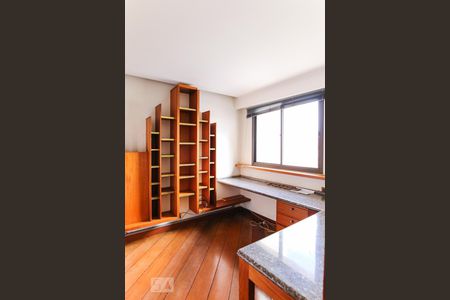 Apartamento para alugar com 375m², 4 quartos e 3 vagasEscritório