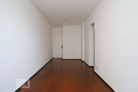 Sala de apartamento à venda com 2 quartos, 60m² em Estácio, Rio de Janeiro
