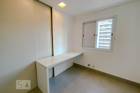 Apartamento à venda com 114m², 3 quartos e 2 vagasEscritorio