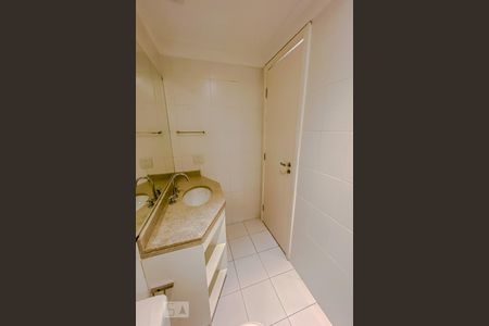 Apartamento à venda com 114m², 3 quartos e 2 vagasBanheiro da Suite