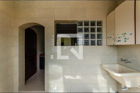 Casa à venda com 198m², 3 quartos e 3 vagasÁrea de Serviço