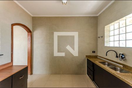 Casa à venda com 198m², 3 quartos e 3 vagasCozinha