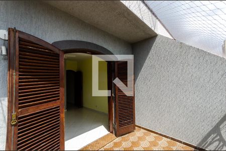 Casa à venda com 198m², 3 quartos e 3 vagasQuarto 2 - varanda