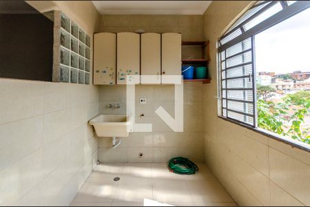 Casa à venda com 198m², 3 quartos e 3 vagasÁrea de Serviço