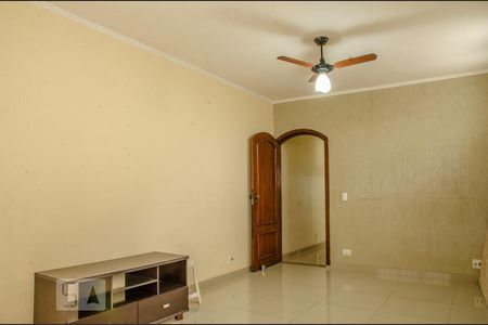 Sala de casa à venda com 3 quartos, 198m² em Piqueri, São Paulo